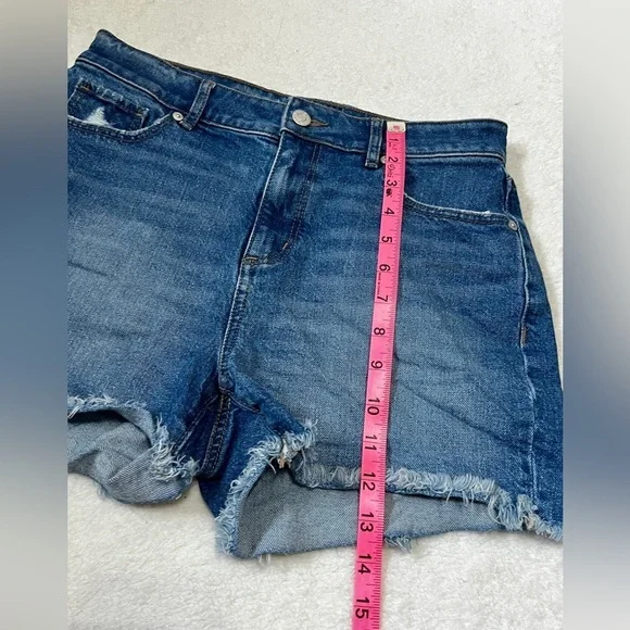 LOFT High Waisted Mom Jean Denim Shorts - 2/26 (measures 29") - Picture 3 of 11